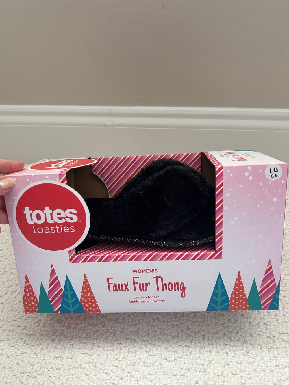 totes Black Faux Fur Thong Women's Slippers